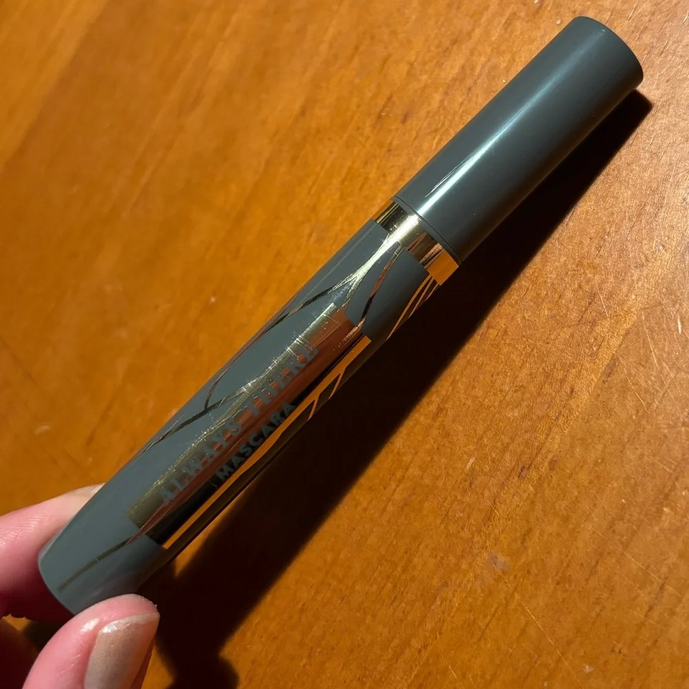 Laura Geller Always There Lengthening Mascara